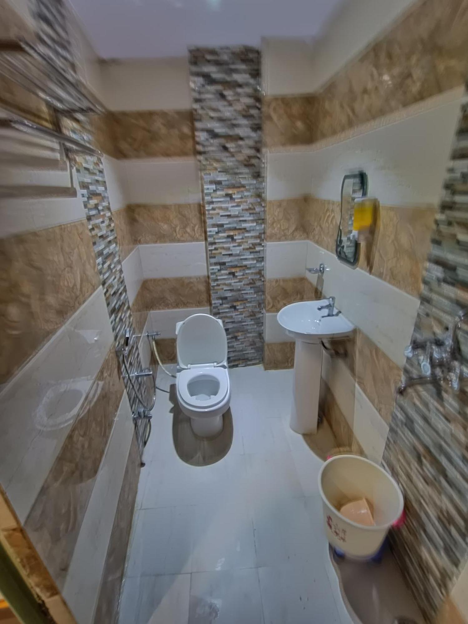 Hotel Picasso Varanasi Prime Location Экстерьер фото