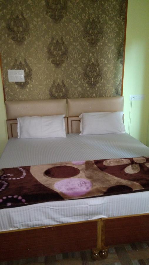 Hotel Picasso Varanasi Prime Location Экстерьер фото