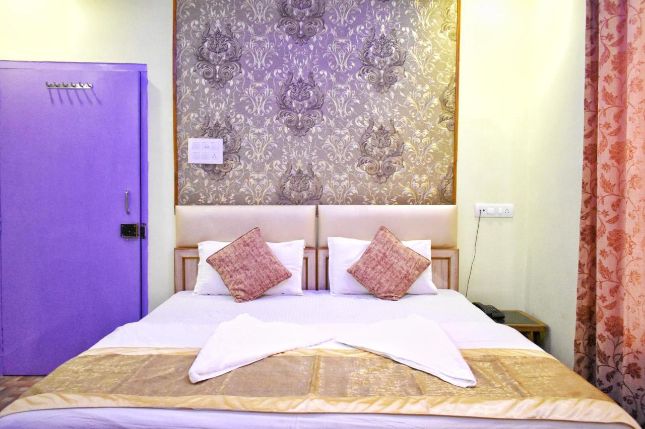 Hotel Picasso Varanasi Prime Location Экстерьер фото